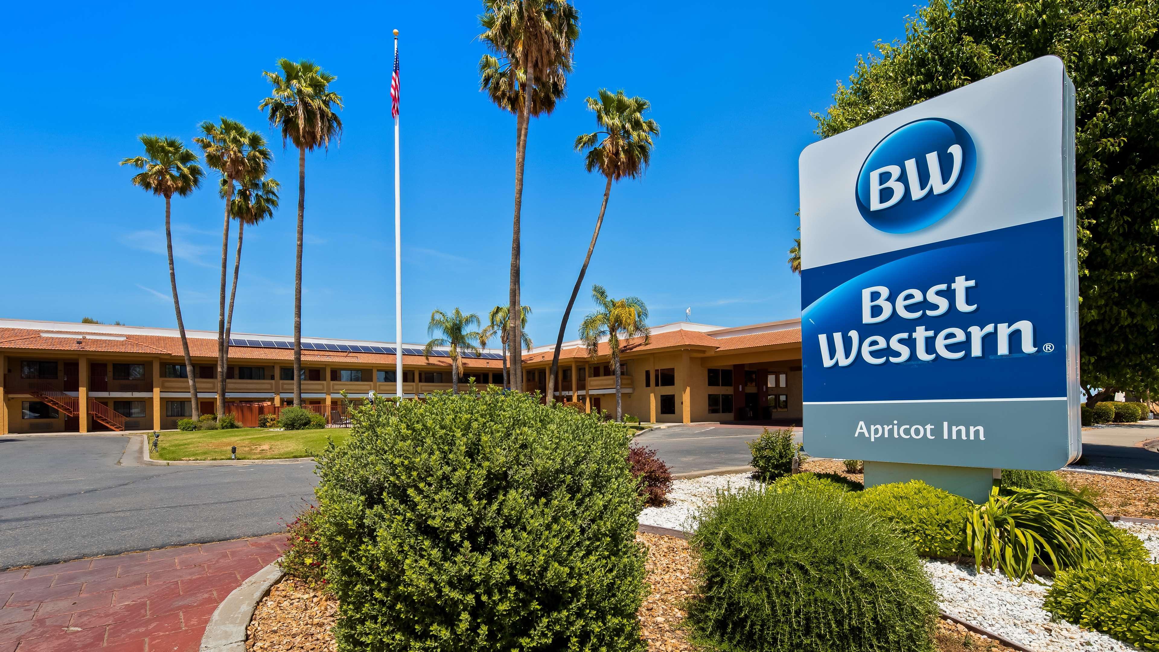 Best Western Apricot Inn Chaney Ranch Экстерьер фото