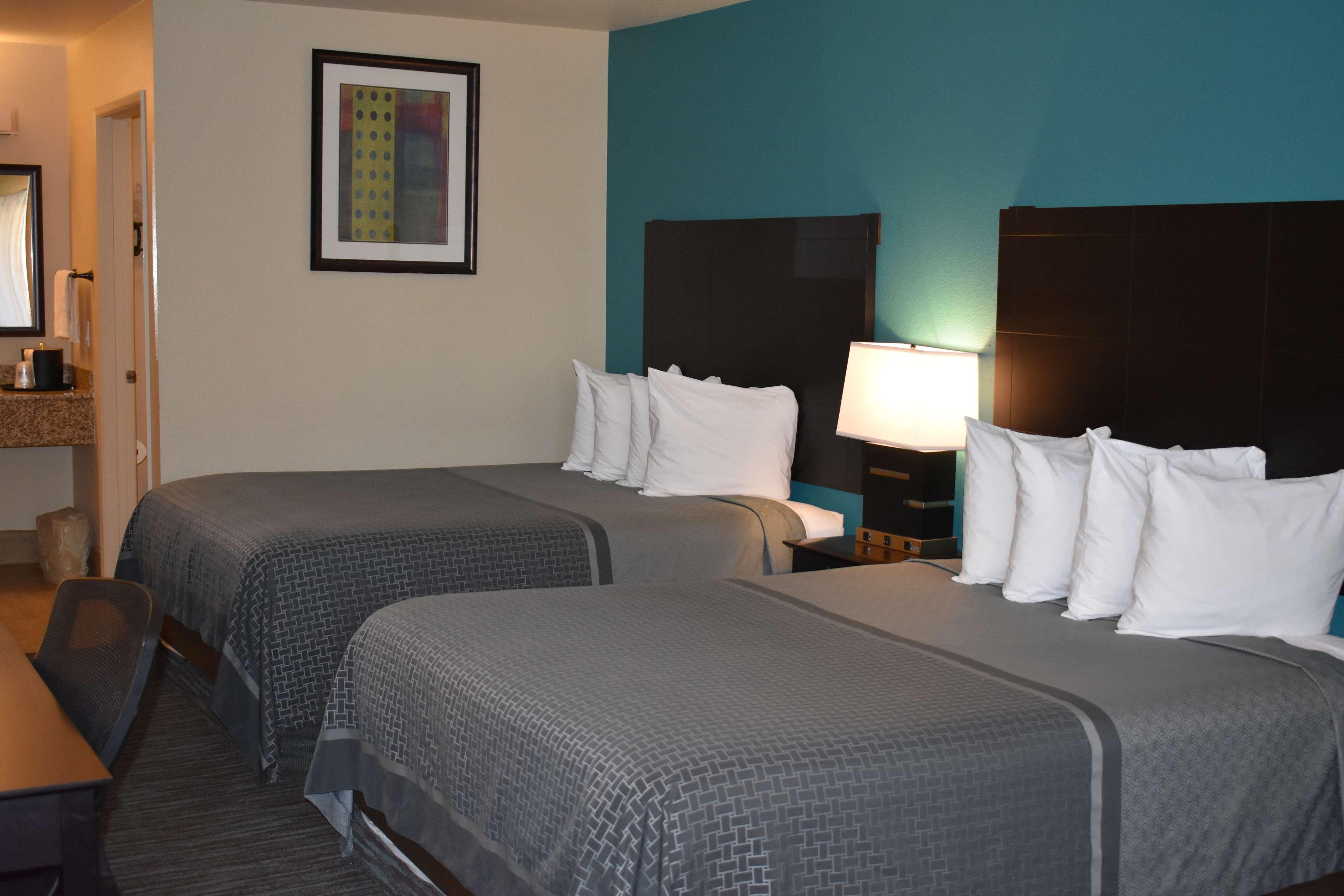 Best Western Apricot Inn Chaney Ranch Экстерьер фото