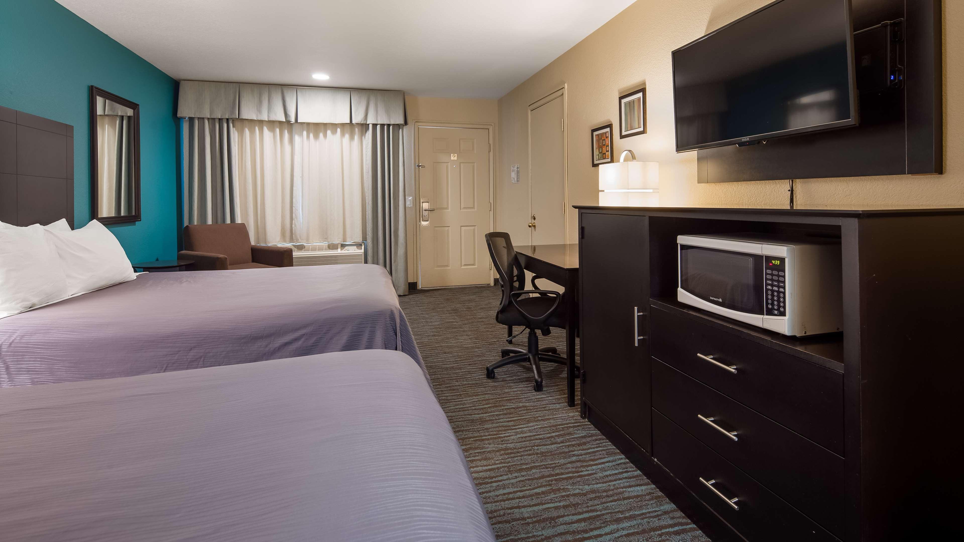 Best Western Apricot Inn Chaney Ranch Экстерьер фото
